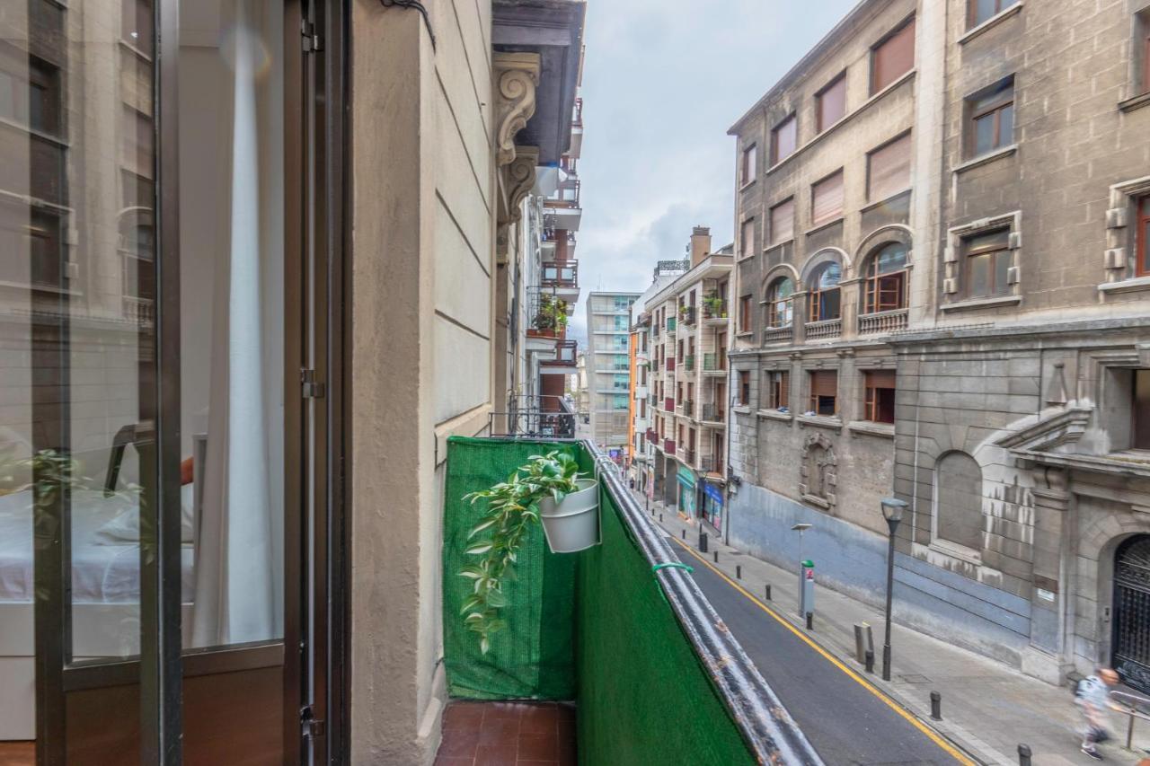 Inar Centrico Apartamento Junto Ayuntamiento & Ria Bilbao Exterior foto